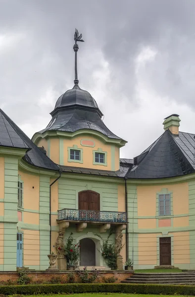 城堡在捷克共和国马涅廷 — 图库照片