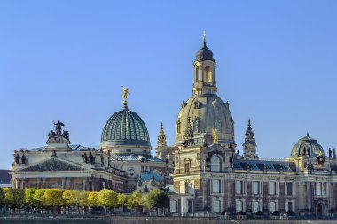Güzel Sanatlar Akademisi ve Frauenkirche, Dresden