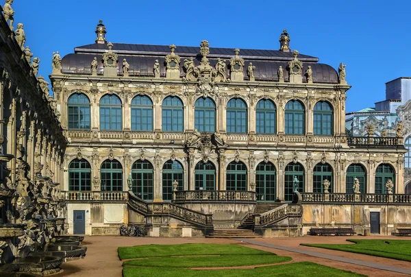 ドレスデン, ザクセン, ドイツで宮殿ツヴィンガー宮殿 — ストック写真