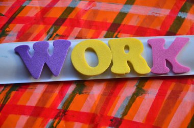 renkli bir arka plan üzerinde iş sözcük