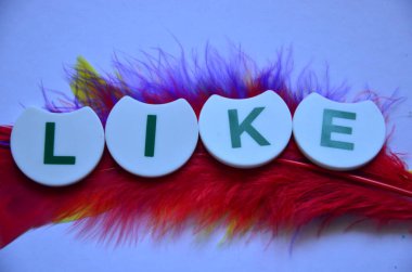 Soyut bir arkaplanda kelime aşkı