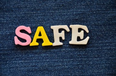 bir arka plan üzerinde güvenli kelime