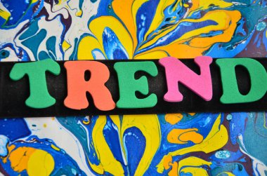 Kelime yazma eğilimleri. Bir şirket için iş kavramı farklı bir yöndedir.