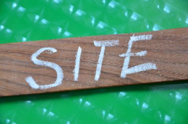 Soyut bir arkaplanda sözcük etkisi