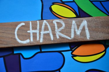 Renkli ahşap arkaplanda metin