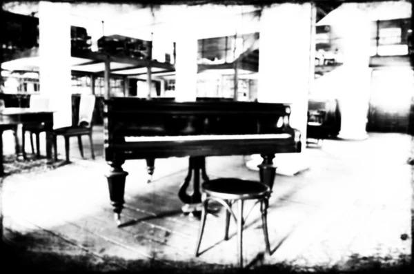 Piano-bar jazz flou . — Photo