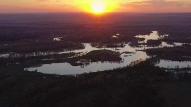 Μπασκορτόσταν Ηλιοβασίλεμα Στην Πεδιάδα Του Ποταμού Μπελάγια Αεροφωτογραφία — Αρχείο Βίντεο