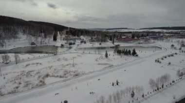 Krasnousolsk Sağlık Merkezi. Sanatoryum bölgesi. Konut ve tıbbi binalar. Hava görünümü.