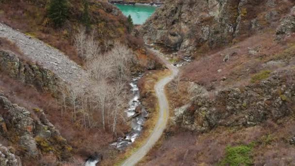 Montagnes Altaï Automne Cascade Beltertuyuk Sur Rivière Katun — Video