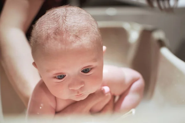 Infant Baby Boy Washed Small Bath Tub Detail His Face — Stock Photo, Image