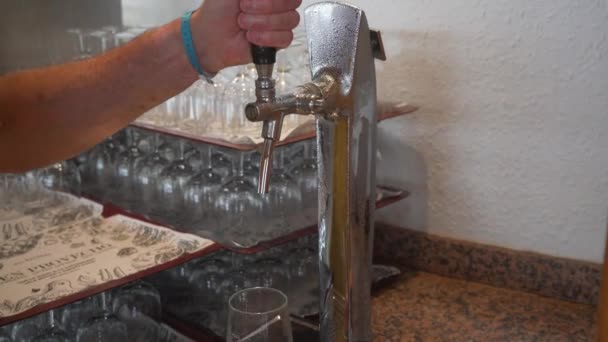 Pouring Beer Glass Self Serve Tap All Inclusive Hotel Resort — Stock Video