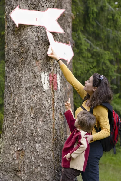 Mother and Son Hiking — Stock Photo, Image