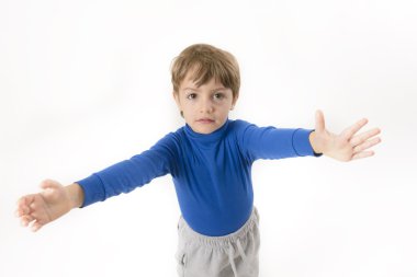 Küçük çocuk kucakladı olmak istiyor