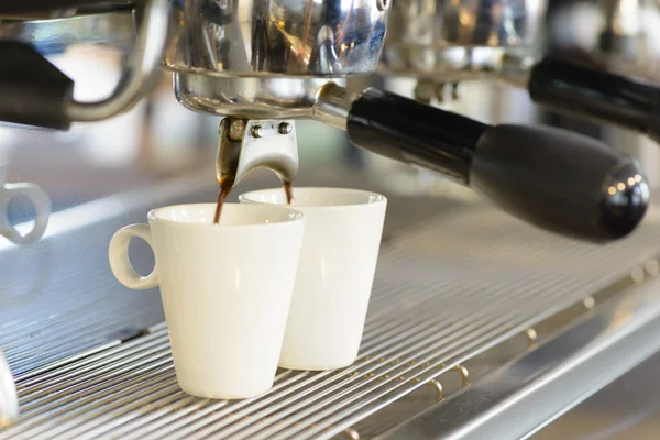 Cafetera en un restaurante —  Fotos de Stock