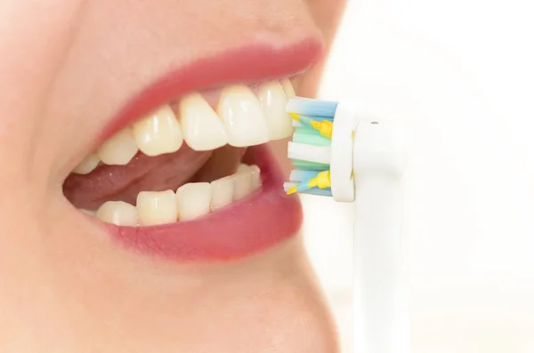 Cabeça escova de dentes elétrica — Fotografia de Stock