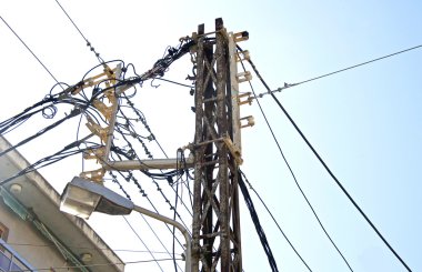 Elektrik Trafo Merkezi güç hatları