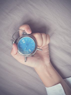 El grabing çalar saat 