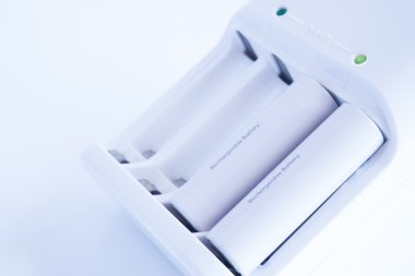 Şarj edilebilir Aa piller.