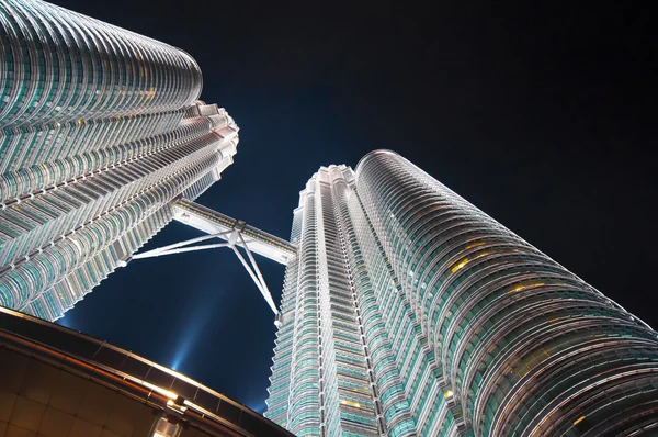 Petronas Zwillingsturm — Stockfoto