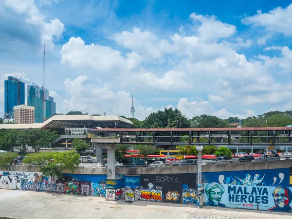 Grafitis urbanos a lo largo del río Klang, Malasia —  Fotos de Stock