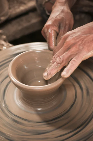 Fazendo panela de argila — Fotografia de Stock