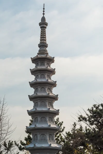 Bir taş pagoda — Stok fotoğraf
