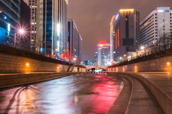 Cheonggyecheon stream. — Stock Photo, Image