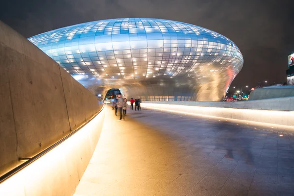 Dongdaemun ontwerp plaza — Stockfoto