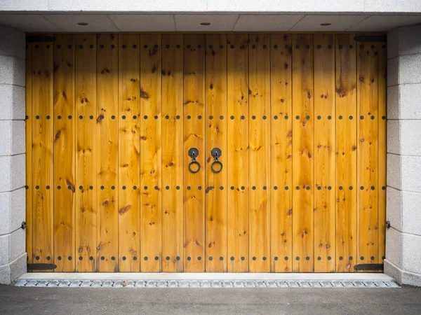 Asiatisk stil trä garage — Stockfoto