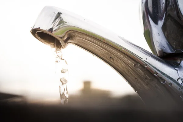 Open outdoor faucet — Stock Photo, Image