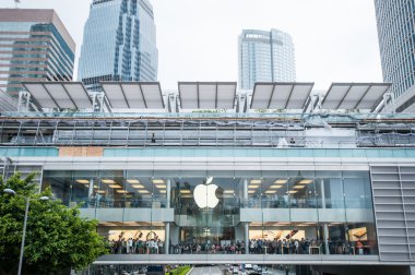 Yeni iphone6s için birçok kişi çağrısı.