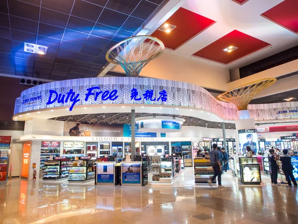 Tienda libre de impuestos en el aeropuerto de Donmueang . —  Fotos de Stock