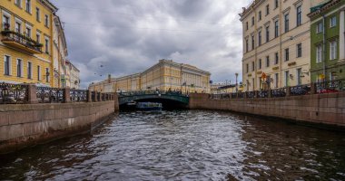 Moika Nehri 'nden Hermitage Binası' na görüntü.