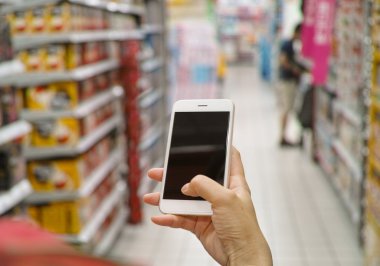 cep telefonu piyasasında kullanarak