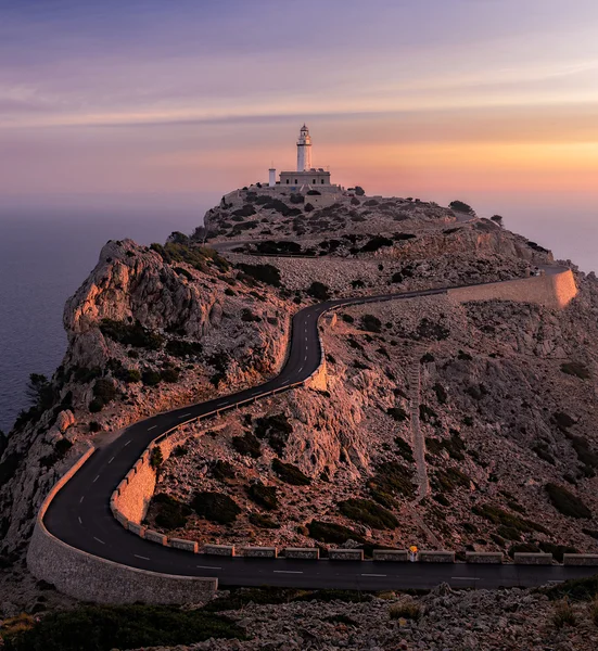 İçin akıl hocası, deniz feneri, Mayorka — Stok fotoğraf