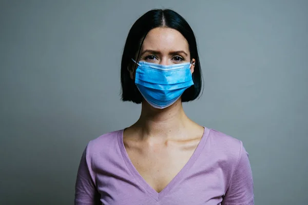 Portrait Young Woman Wearing Medical Mask Protective Face — Stock Photo, Image