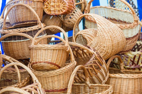 Baskets woven from willow twigs. a container used to hold or car — Stock Photo, Image