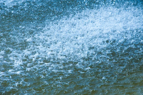 Textur Hintergrund Wasserspritzer Aus Einem Brunnen Der Flüssigkeitsstrahl Aus Dem — Stockfoto