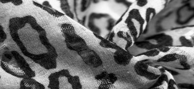 İpek kumaştan siyah beyaz leopar desenli. Leopar desenli hafif ipek senin tasarımına mükemmel uyacak, şık görünüyor ve kaba değil! Doku, arkaplan, desen