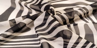 İpek kumaş, siyah beyaz soyut çizgiler. Soyut siyah beyaz desenli büyülü bir şekil. Retro modern dekor, tekstil sanatı, tasarım, doku, arkaplan, kalıp