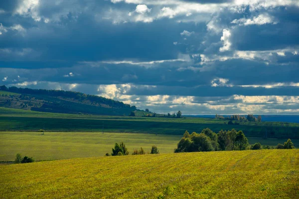 Podzimní Fotografie Krajiny Smíšené Lesy Louky Rokle Zatažená Obloha Nádherné — Stock fotografie