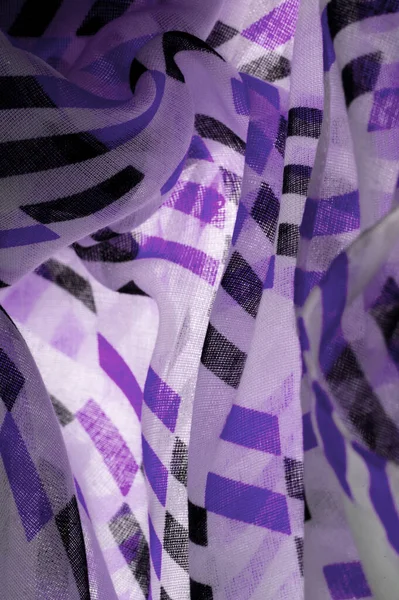 Белая Шелковая Ткань Фиолетовыми Черными Геометрическими Ромбами Абстрактный Рисунок Синий — стоковое фото