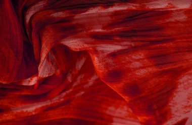 Kırmızı bez. İnce organzalı ipek kumaş, panter desenli, buruşuk desenli. Geçmişi. Şablon.