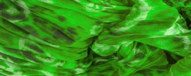 Yeşil kumaş. İnce organzalı ipek kumaş, panter desenli, buruşuk desenli. Geçmişi. Şablon.