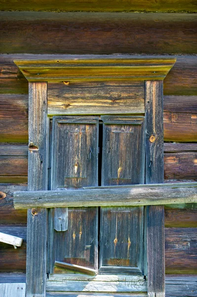 Textura Una Antigua Casa Madera Casa Madera Coníferas Bajo Sol —  Fotos de Stock