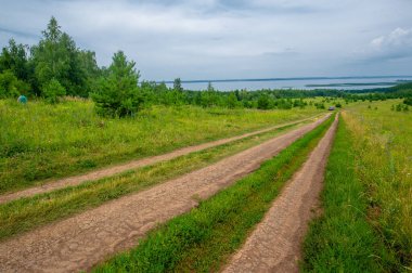 Gün ışığında güzel manzaranın manzarası