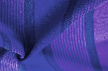 Doku. Geçmişi. İpek kumaş gök mavisi, parlak mavi, bulutsuz bir gökyüzü gibi..