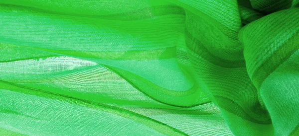 テクスチャ 絹織物緑新鮮な色 スペクトル内の青と黄色の間の色 草やエメラルドのような色 — ストック写真