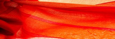 Doku. Geçmişi. Kumaş kırmızı-bordo, sarı çizgili. Burgundy kumaş renginde şarap