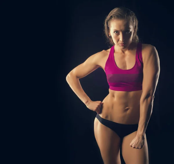 Seksi Bir Kadın Atletik Kız Kıvırcık Uzun Saçlar Kadın Spor — Stok fotoğraf